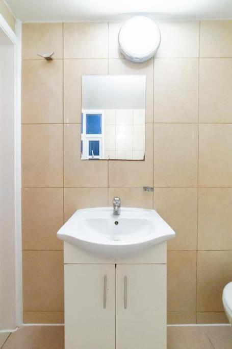 2 Bedroom Apartment London Luaran gambar